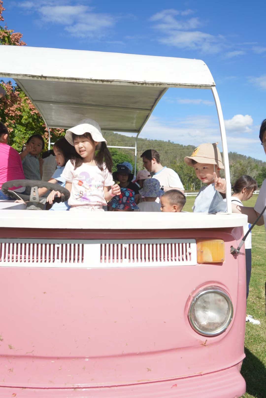 Family fun & horse riding, reunion photograph 4