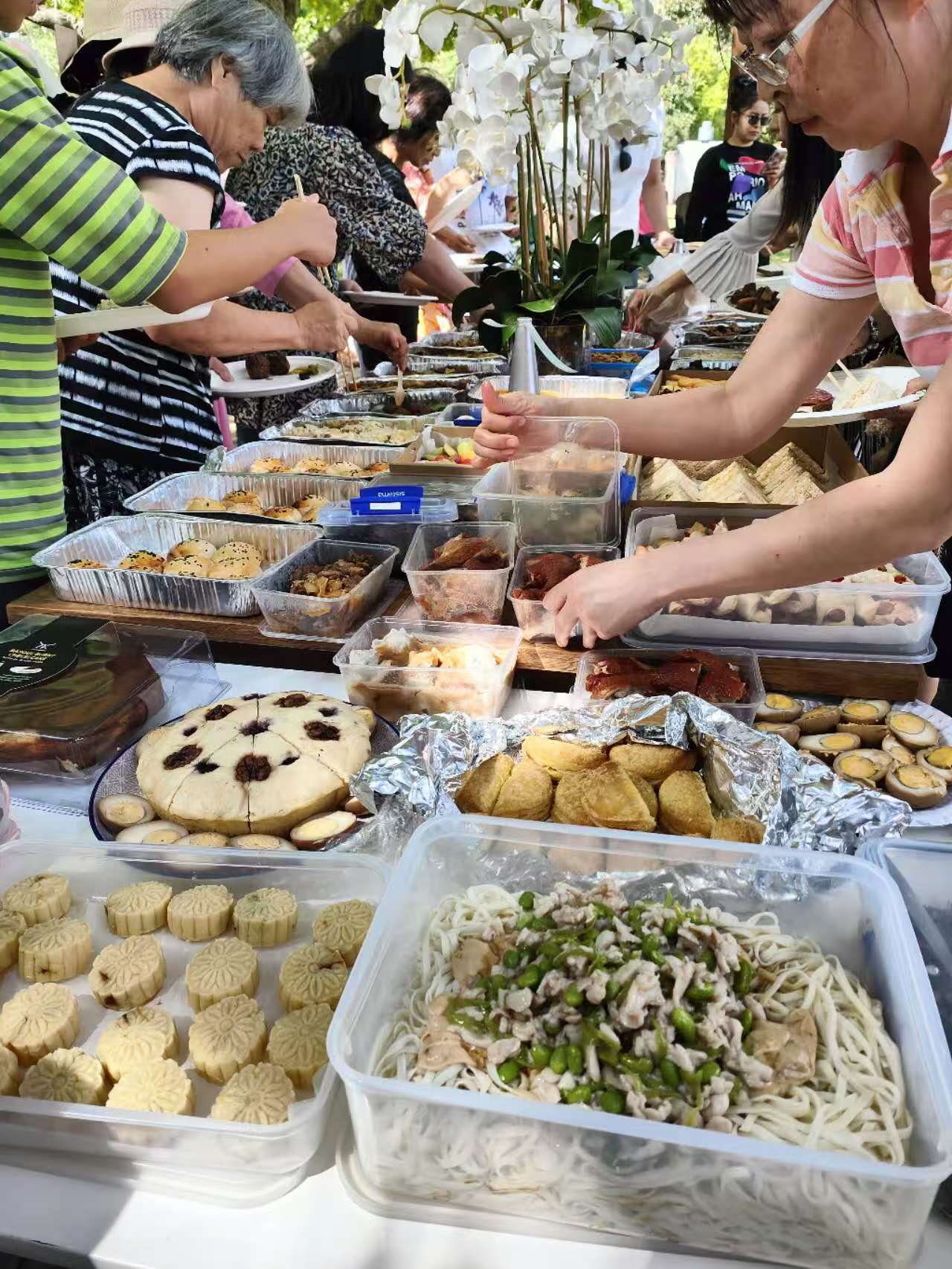 Flavours of home & barbecue, reunion photograph 17