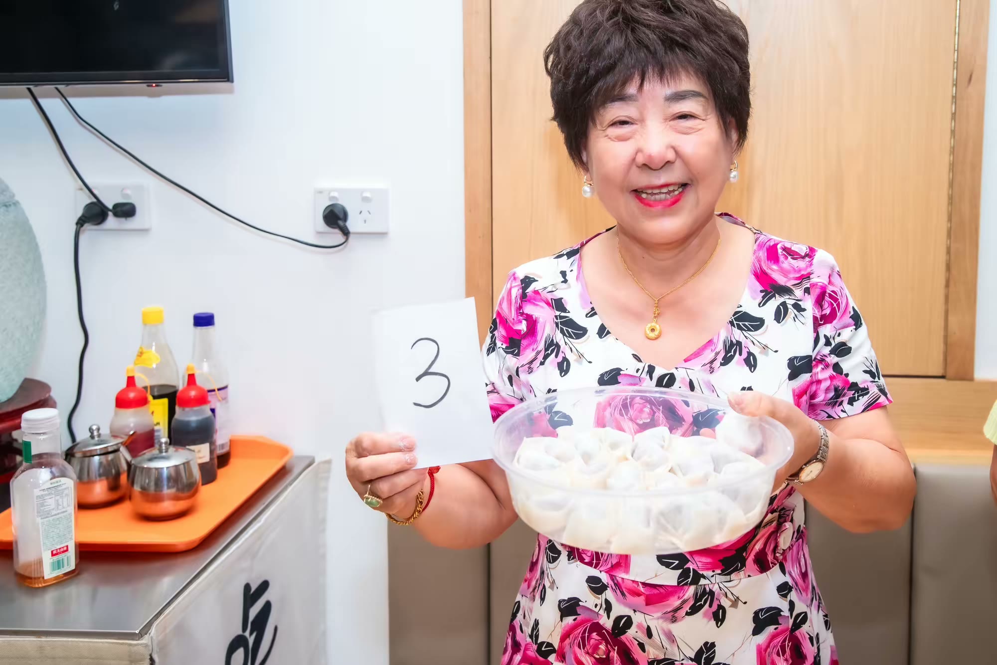 Wonton-making competition, event photograph 64