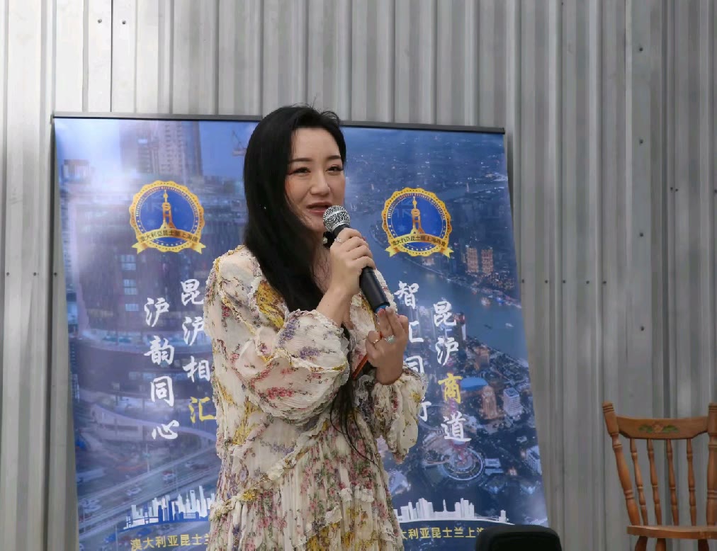 朋友相聚与开场，家庭欢聚日照片（15）