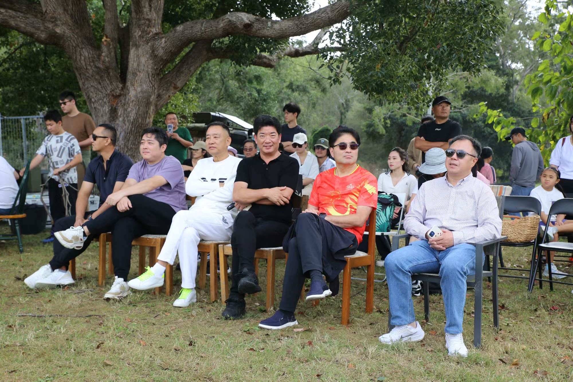 朋友相聚与开场，家庭欢聚日照片（19）