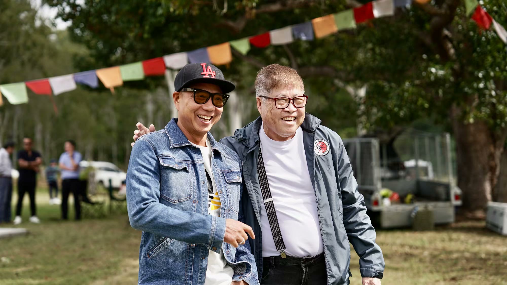 幸运抽奖与欢乐时刻，家庭欢聚日照片（95）